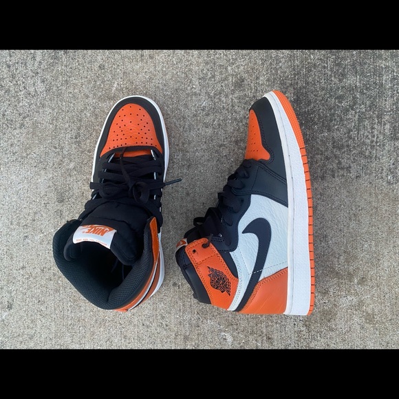 Jordan 1 - Picture 4 of 5